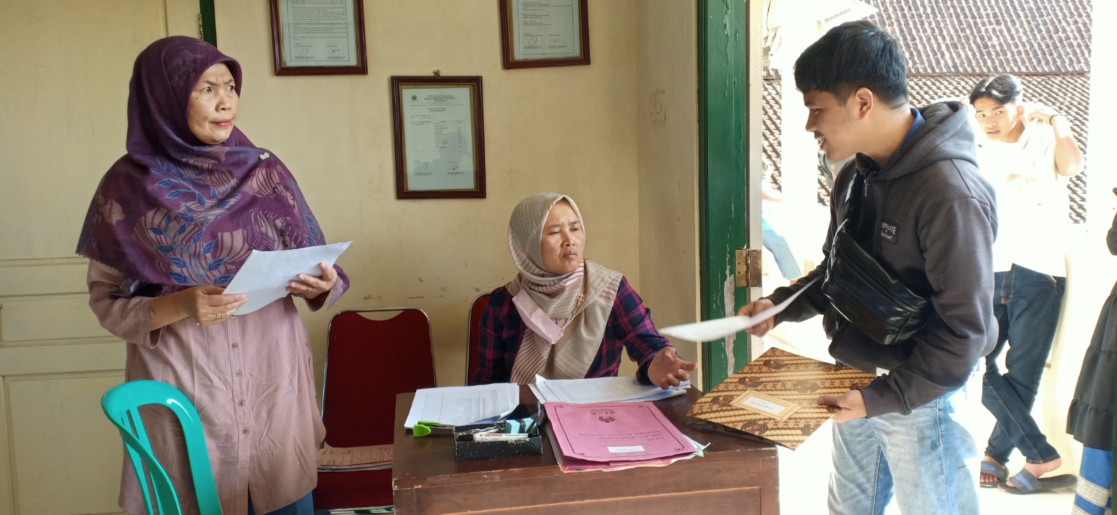 Dinas Pendidikan Jawa Tengan Memperpanjang Pengajuan Akun dan Verifikasi Berkas Penerimaan SMAN/SMKN