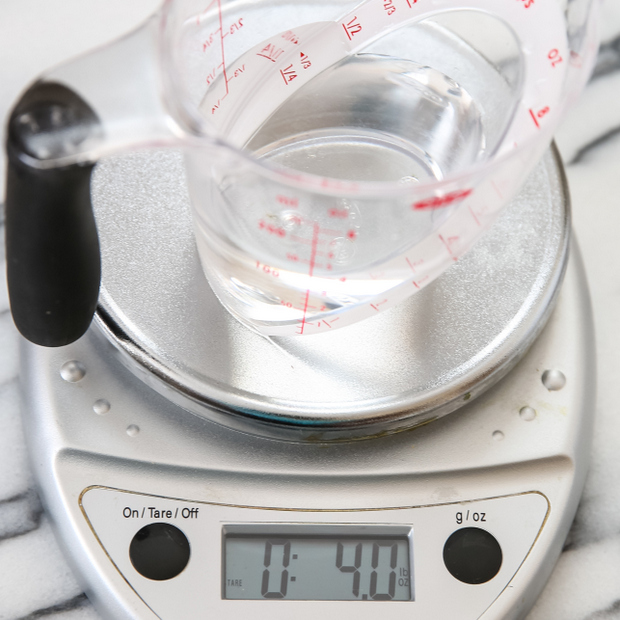 Weighing Liquid vs Dry Measuring Cups