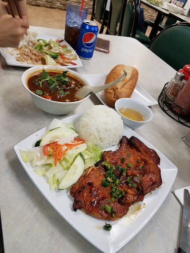 Vietnamese Restaurant «New Pho Saigon Noodle & Grill Restaurant», reviews and photos, 1770 Clear Lake Ave, Milpitas, CA 95035, USA