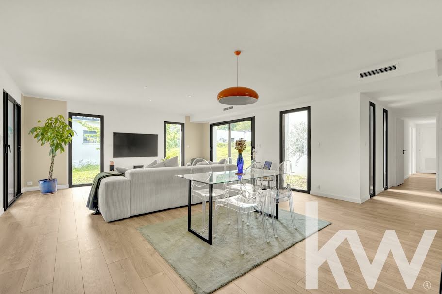 Vente maison 4 pièces 126 m² à Saint-Sauveur (31790), 450 000 €