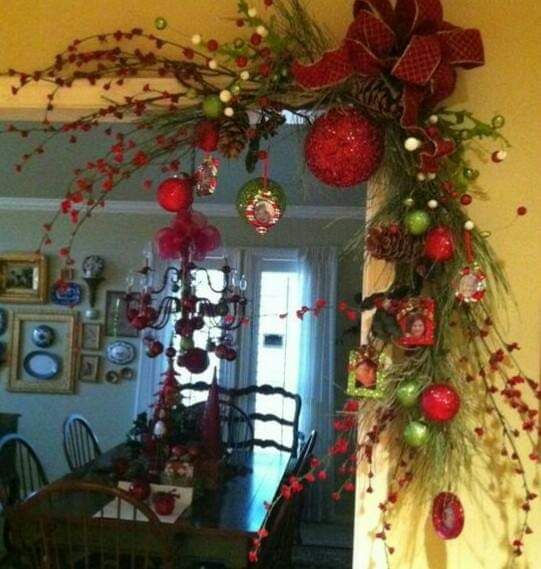 Bellas ideas navideñas para la entrada de tu casa