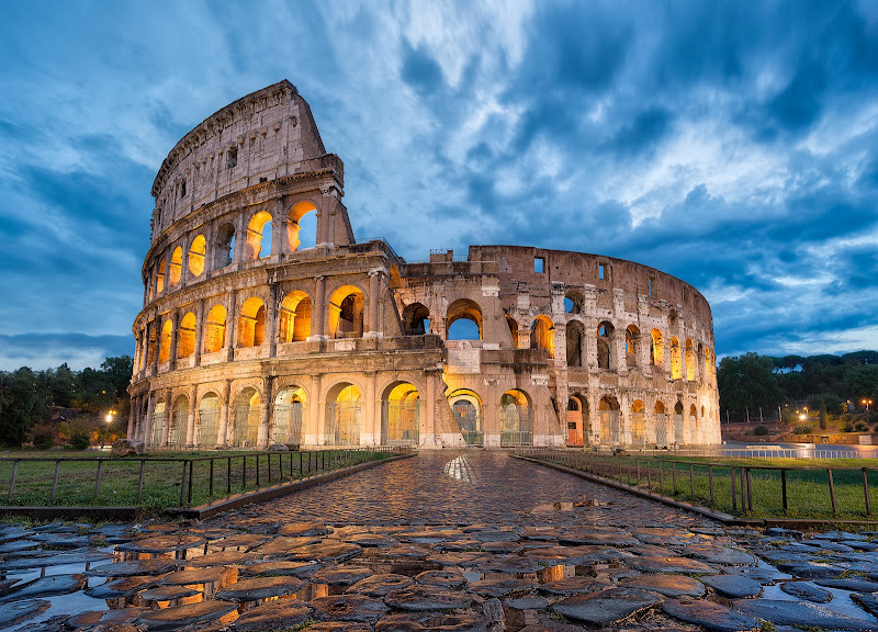 Pleasant Power - Página 24 Elia-Locardi-Travel-Photograhy-Whispers-From-The-Past-Rome-Italy-1920