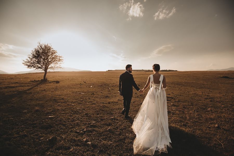 Fotógrafo de bodas Artur Kharakhashyan (ar4ifreeman). Foto del 18 de septiembre 2019