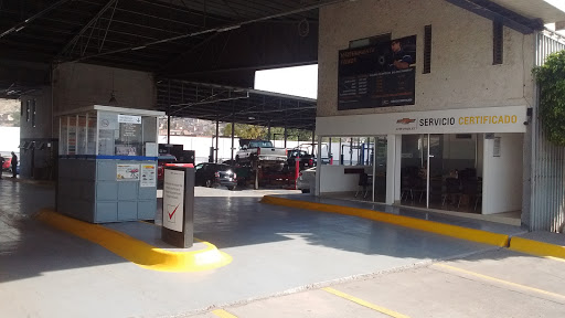 Chevrolet Servicio Certificado, Calle Blvd. Lázaro Cárdenas 1600, Sta Fé, 59370 La Piedad de Cavadas, Mich., México, Mantenimiento y reparación de vehículos | MICH