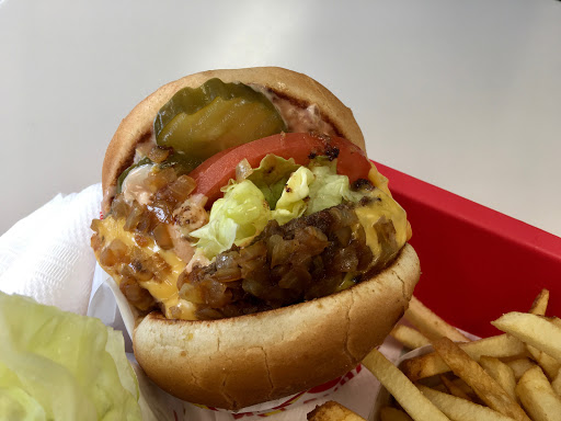 Hamburger Restaurant «In-N-Out Burger», reviews and photos, 24001 Avenida De La Carlota A, Laguna Hills, CA 92653, USA