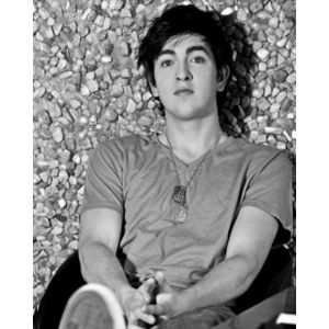 Nicholas Braun Profile Pics Dp Images