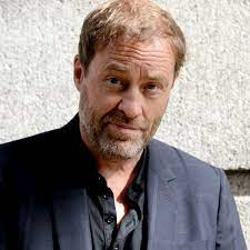 Ardal O'Hanlon Net Worth, Age, Wiki, Biography, Height, Dating, Family, Career