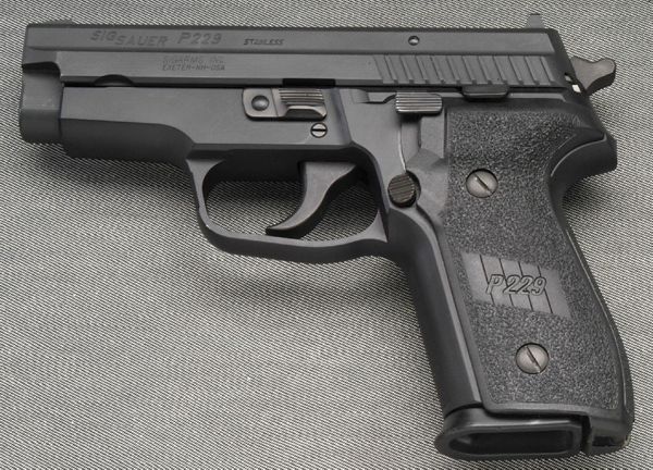 파일:attachment/sigsauer_p229-1.jpg