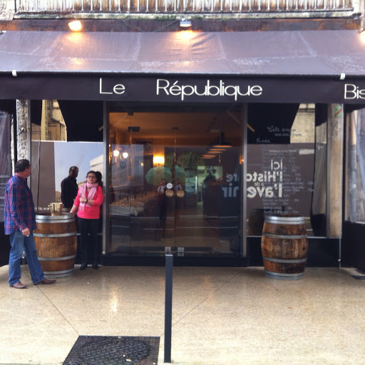 Le République logo