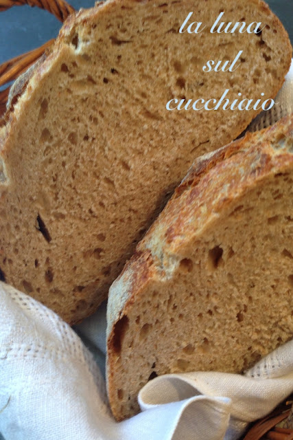 PANE CON ESUBERI COTTO IN PENTOLA