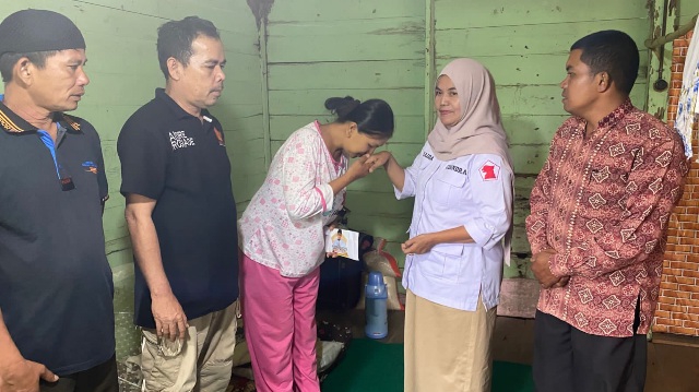Terutang di RS M Djamil Padang, Andre Rosiade Bantu Ibu-Bayi Prematur dari Limapuluh Kota