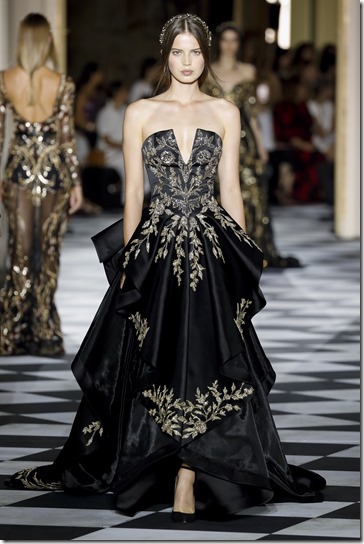 ZuhairMurad_HCFW18_19_008