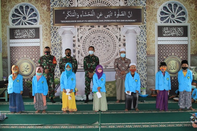 Jum’at Berkah Kodim 0808/Blitar Kepada Anak Yatim Piatu