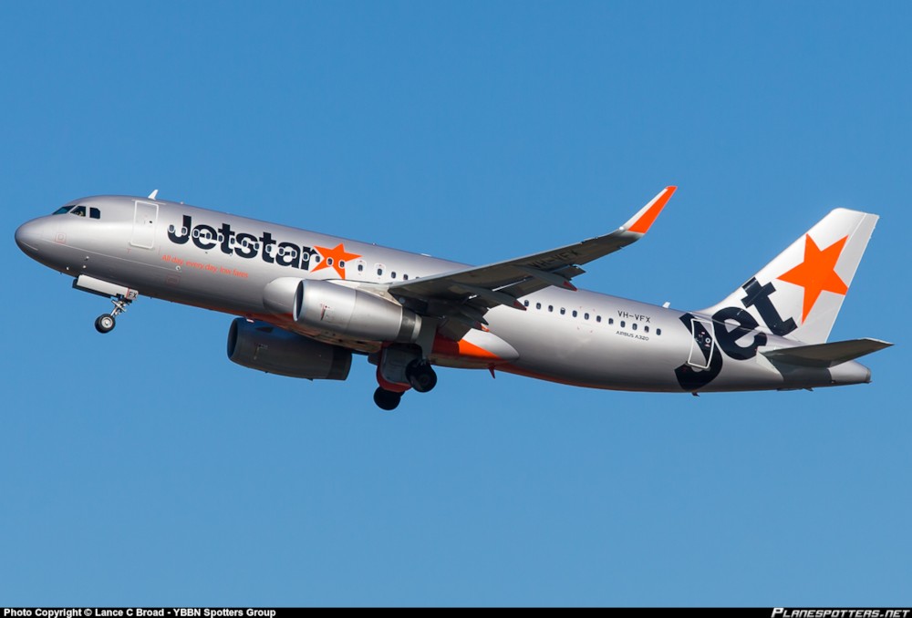 파일:external/img.planespotters.net/VH-VFX-Jetstar-Airways-Airbus-A320-200_PlanespottersNet_517019.jpg