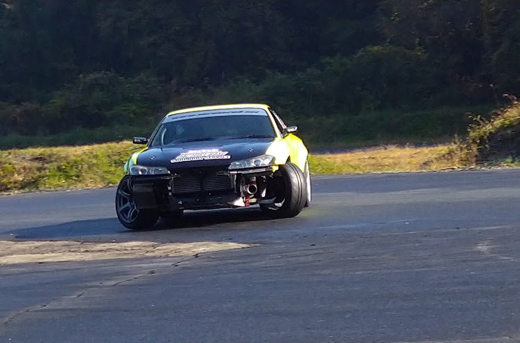 シルビアのFACTORYBASE・yzサーキット・SOUL BODY SERVICE・JZX100・ドリフト走行会に関するカスタム事例の投稿画像4枚目