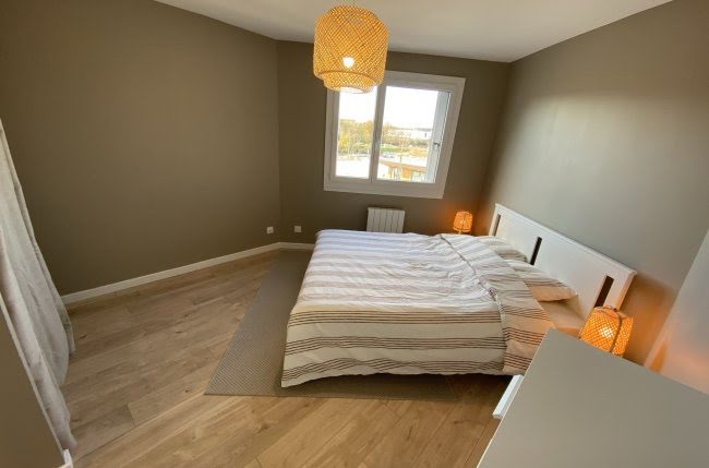 Location meublée appartement 1 pièce 63 m² à Villefontaine (38090), 1 370 €