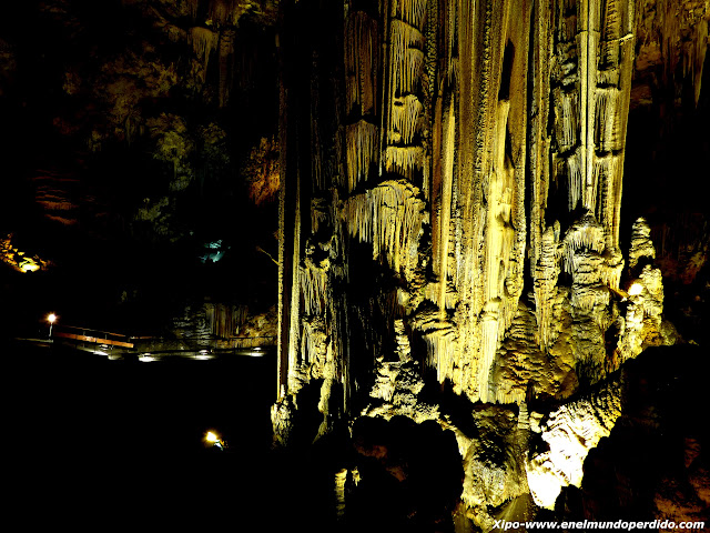 cueva-nerja-estalactitas.JPG