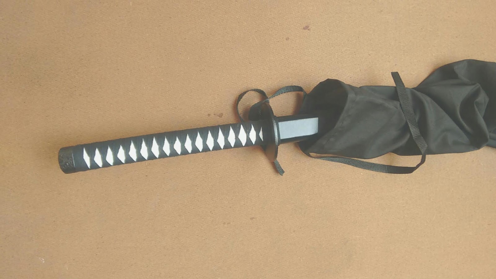 Espadas y katanas hechas en el Peru - Bisento en Acero Titán