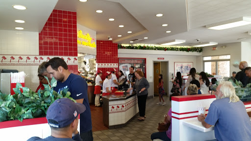 Hamburger Restaurant «In-N-Out Burger», reviews and photos, 1261 S Lone Hill Ave, Glendora, CA 91740, USA