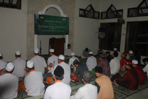 Masjid Salman Al Farisi Fakultas Teknik UNNES