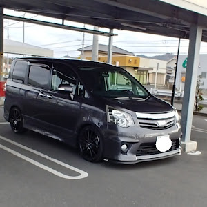 ノア ZRR70W