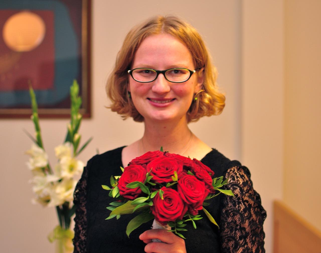 bouquet of red roses.