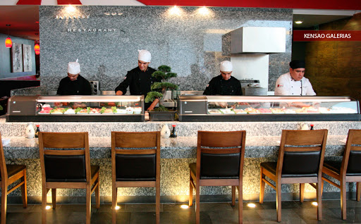 Kensao, Av. Francisco Medina Ascencio 2920 Loc. 252, Educaciòn, 48338 Puerto Vallarta, Jal., México, Restaurante japonés | JAL