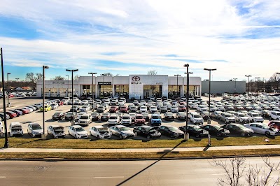 Photos of Eddy's Toyota of Wichita