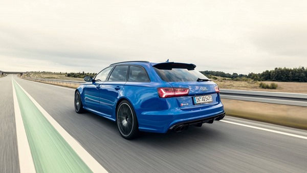 Audi_RS6_Avant_Performance_rear