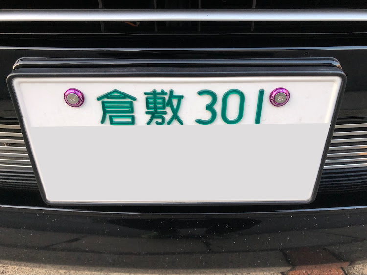 ヴォクシーの細かすぎて伝わらないパーツ・RYANSTAR  RACING・ナンバーボルトリング・ナンバーボルト交換・知らんけど（笑）に関するカスタム事例の投稿画像2枚目