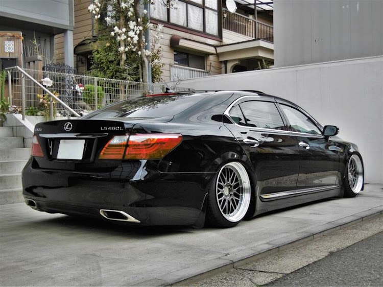 LSのBBS・BBS RS・BBS LM・LS460に関するカスタム事例の投稿画像8枚目