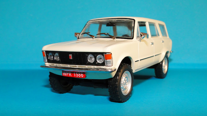 Złota Kolekcja Auta PRLu Fiat 125p 4x4 Modele Władka