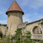 Tour saint-Nicolas XIVe et "jardin médiéval"