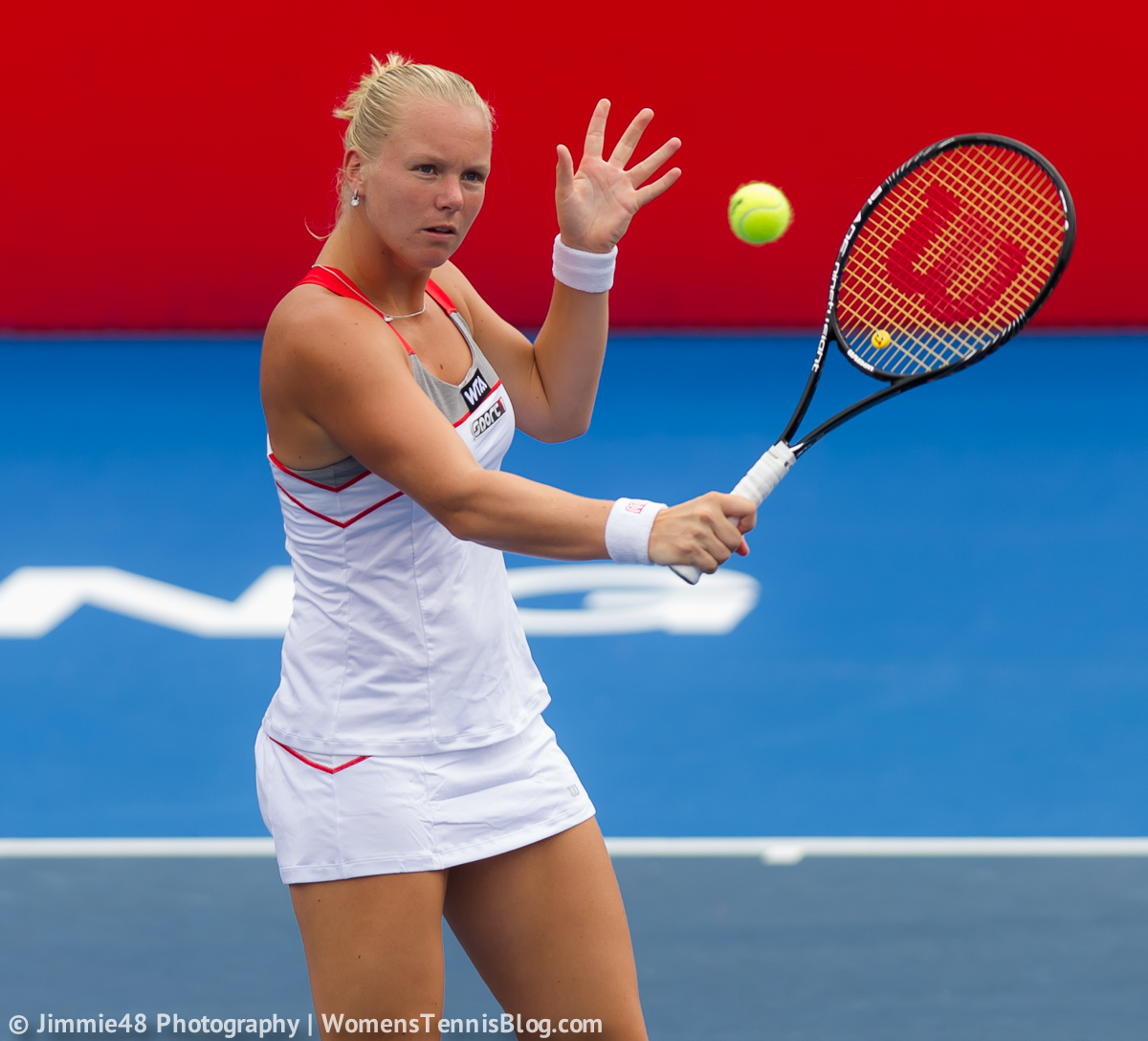 Monday At The 2014 Hong Kong Open – Highlights - Women's Tennis Blog