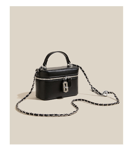 Title 3, High Sense Chain Box Square Pouch Womens Bag, ...