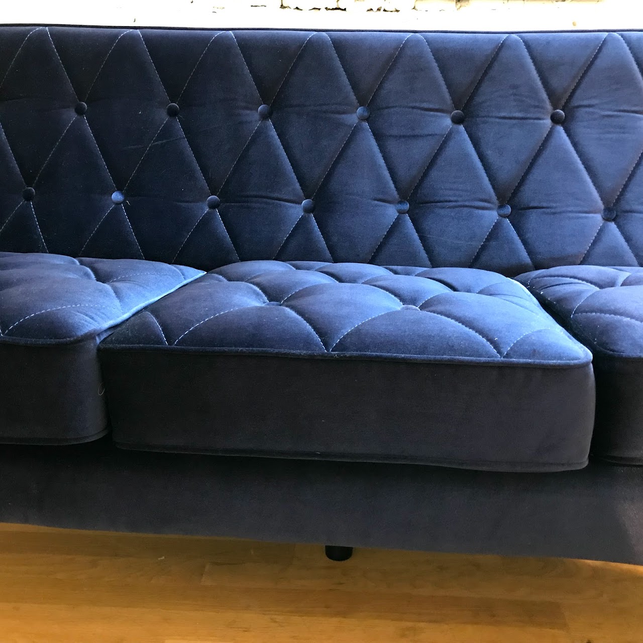 Tufted Velvet Loveseat