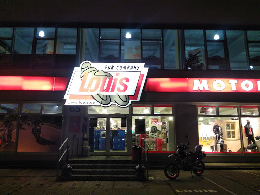 Louis Mega Shop Berlin-Lichtenberg - Motorradbekleidung und Motorradzubehör