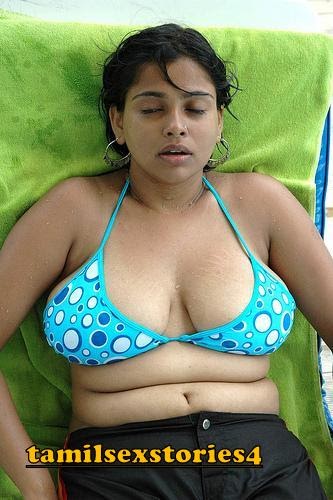 Bikini Niche Girls Sexiest Indian Aunty In The Pool Sid