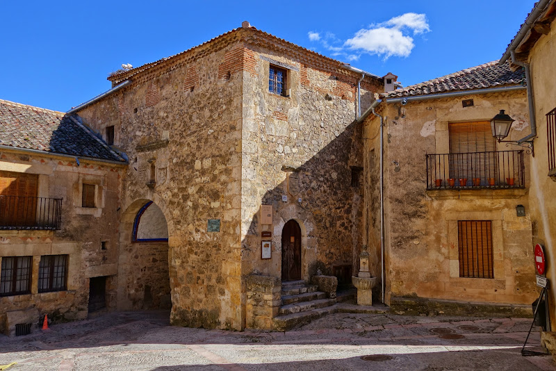 Un paseo por Pedraza (Segovia). El medievo tras la muralla. - De viaje por España (12)
