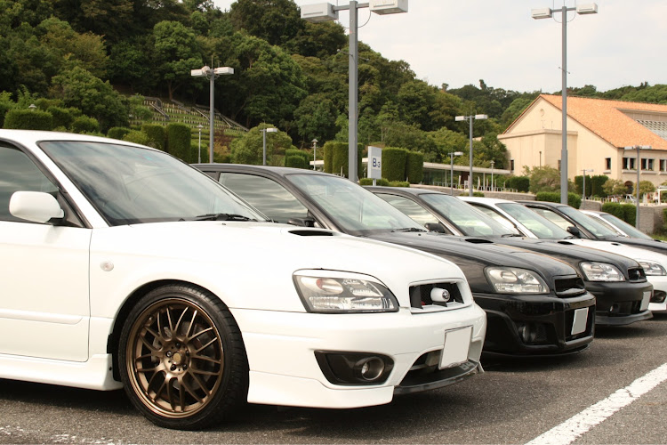レガシィB4のレガシィBE BH・淡路島ハイウェイオアシスに関するカスタム事例の投稿画像1枚目