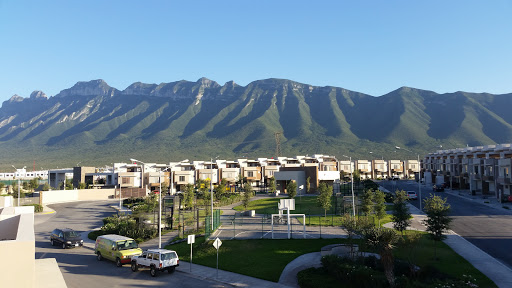 Cumbres la Rioja, Calzada Las Mitras, Dominio Cumbres, N.L., México, Constructor de casas modulares | NL