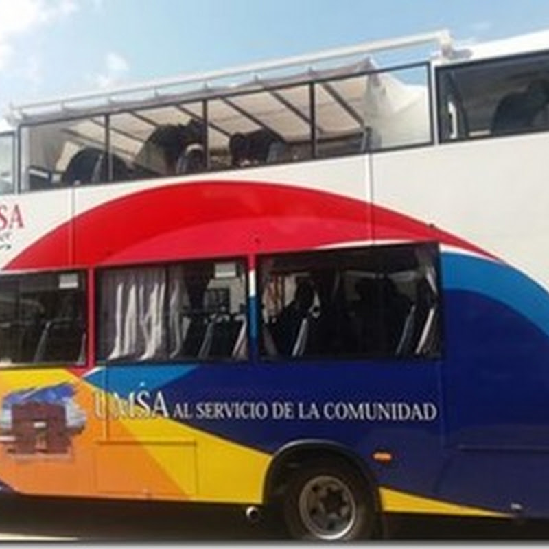La UMSA presenta bus turístico para escolares y colegiales