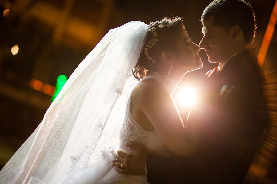 婚禮攝影師Eric Cravo Paulo（ericcravo）。2015 2月16日的照片