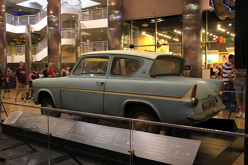 Light blue 1962 ?  Ford Anglia