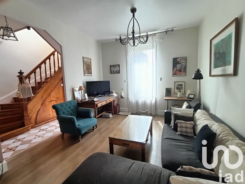 Vente maison 6 pièces 119 m² à Bellerive-sur-Allier (03700), 343 000 €