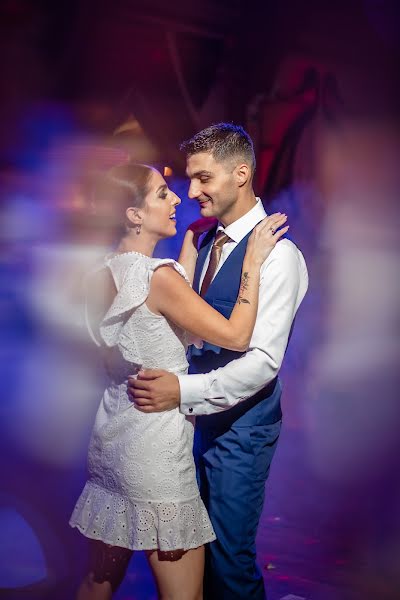 結婚式の写真家Dionisi Bezanidi (dionysi)。2023 4月28日の写真