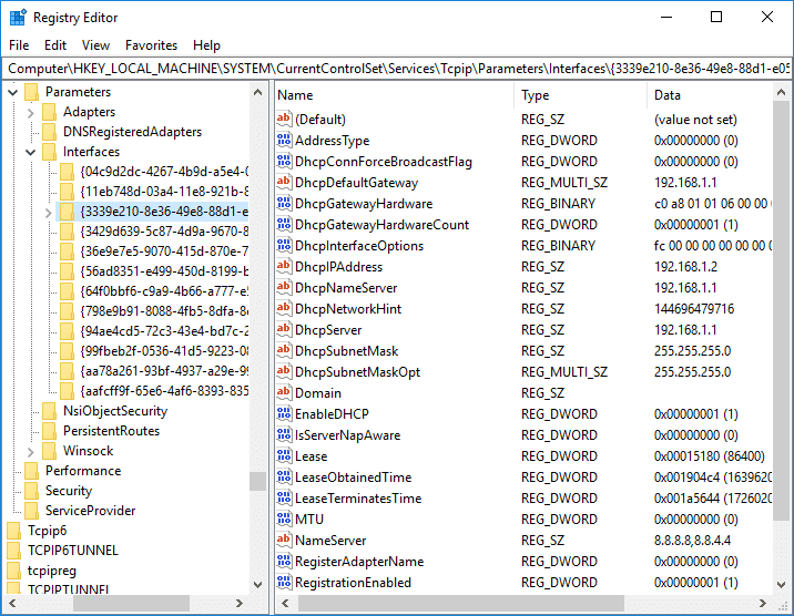 Navigeer naar de registersleutel Interfaces en hier moet u een subsleutel (map) selecteren die uw netwerkverbinding vertegenwoordigt