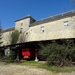 Anciennes écuries du château, rue du Pont