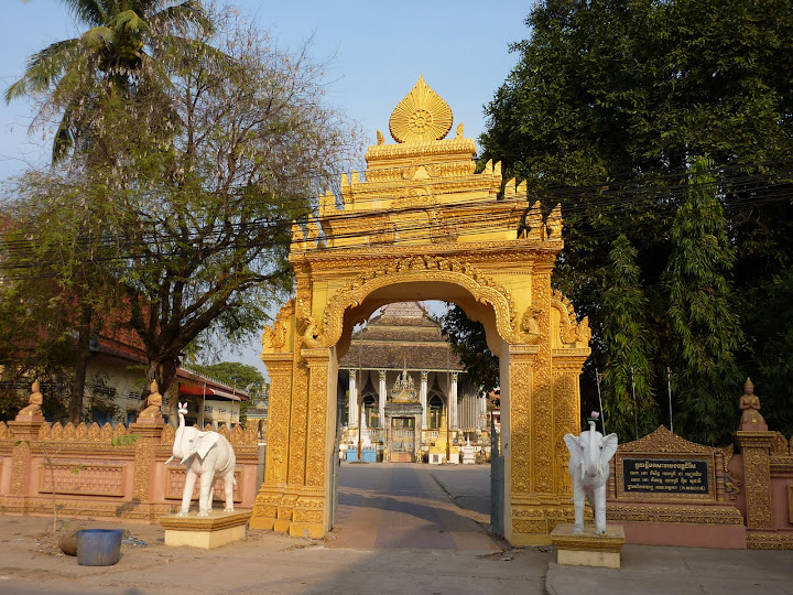 Blog de voyage-en-famille : Voyages en famille, Kampong Chhnang - Battambang