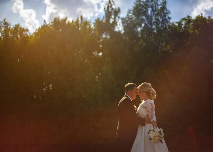 Fotógrafo de casamento Eldar Vagapov (vagapoveldar). Foto de 24 de março 2017